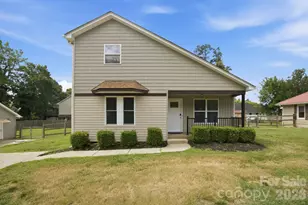 7564 Katherine Dr, Denver, NC 28037 - Photo 2