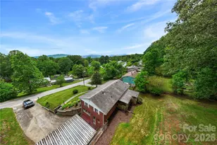 309 Oak Hill Rd, Candler, NC 28715 - Photo 36