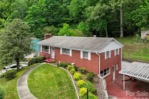 309 Oak Hill Rd, Candler, NC 28715 - Photo 4