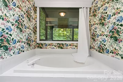 100 Foresthill Lane, Whittier, NC 28789 - Photo 26
