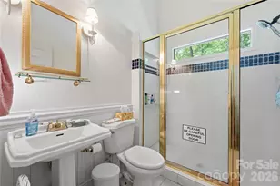 100 Foresthill Ln, Whittier, NC 28789 - Photo 30