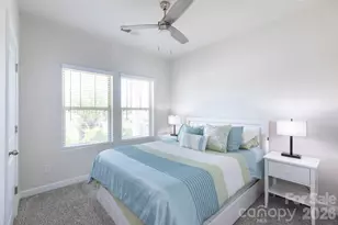 11809 Red Leaf Dr, Charlotte, NC 28215 - Photo 16
