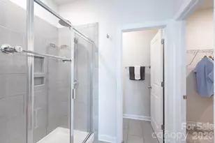 11809 Red Leaf Dr, Charlotte, NC 28215 - Photo 30