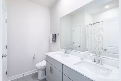 11809 Red Leaf Drive, Charlotte, NC 28215 - Photo 18