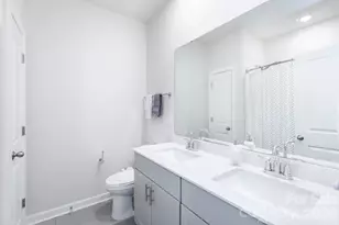 11809 Red Leaf Dr, Charlotte, NC 28215 - Photo 18