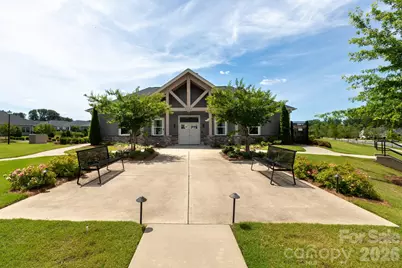 11809 Red Leaf Drive, Charlotte, NC 28215 - Photo 44