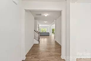 183 Parkmont Dr, Troutman, NC 28166 - Photo 2
