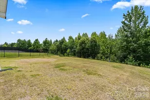 183 Parkmont Dr, Troutman, NC 28166 - Photo 46