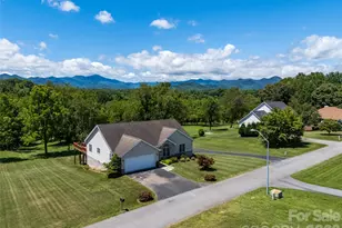 117 Caldonia Dr, Candler, NC 28715 - Photo 22