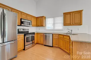 117 Caldonia Dr, Candler, NC 28715 - Photo 6