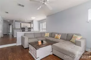 17919 Kings Point Dr, Cornelius, NC 28031 - Photo 16