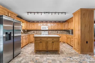 5809 Old Nc 18 Highway, Connelly Springs, NC 28612 - Photo 8