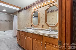 5809 Old Nc 18 Hwy, Connelly Springs, NC 28612 - Photo 24