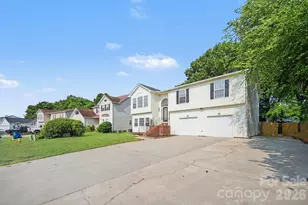 838 Highlander Ct, Concord, NC 28025 - Photo 2