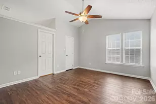 9806 Coriander Ct, Charlotte, NC 28215 - Photo 8