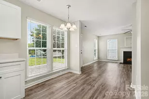 9806 Coriander Ct, Charlotte, NC 28215 - Photo 4