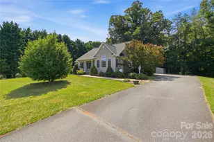 4795 Mountain Run Dr, Lenoir, NC 28645 - Photo 1