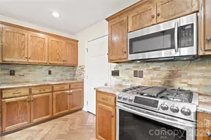 4795 Mountain Run Dr, Lenoir, NC 28645 - Photo 10