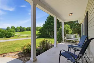 4795 Mountain Run Dr, Lenoir, NC 28645 - Photo 4