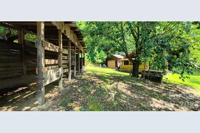 8340 Hwy 90 Highway, Collettsville, NC 28611 - Photo 38