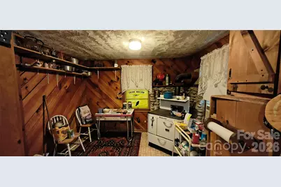 8340 Hwy 90 Highway, Collettsville, NC 28611 - Photo 18