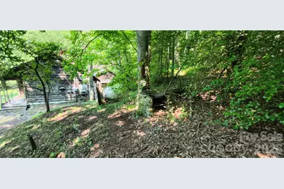 8340 Hwy 90 Highway, Collettsville, NC 28611 - Photo 36