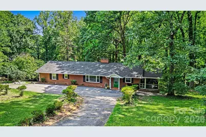 100 Malvern Court, Winston Salem, NC 27106 - Photo 2