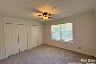 6049 Treetop Ct, Charlotte, NC 28212 - Photo 24