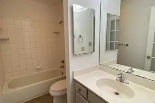 6049 Treetop Ct, Charlotte, NC 28212 - Photo 16