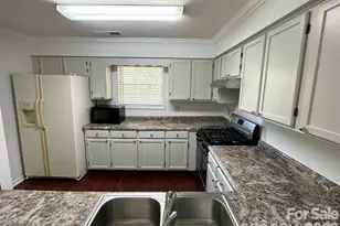 6049 Treetop Ct, Charlotte, NC 28212 - Photo 26