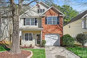 12010 Royal Castle Ct, Charlotte, NC 28277 - Photo 2
