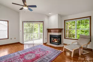 341 Laurel Park Pl, Hendersonville, NC 28791 - Photo 22