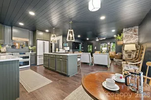3819 Flat Mountain Rd, Highlands, NC 28741 - Photo 16