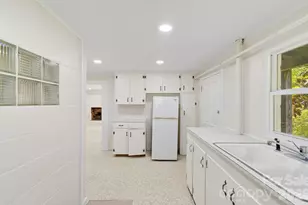 629 Bailey St, Mars Hill, NC 28754 - Photo 22