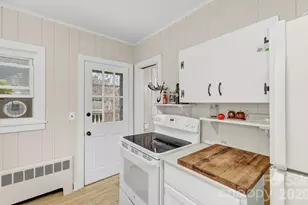 629 Bailey St, Mars Hill, NC 28754 - Photo 10