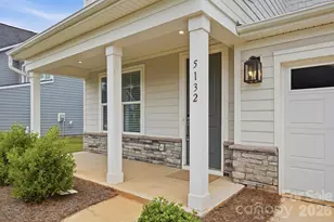 5132 Glenwalk Dr, Charlotte, NC 28269 - Photo 2