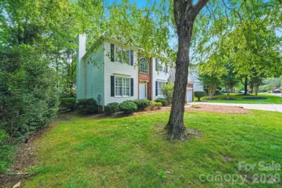 7711 Abbotsinch Court, Charlotte, NC 28269 - Photo 4