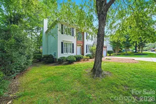 7711 Abbotsinch Ct, Charlotte, NC 28269 - Photo 4