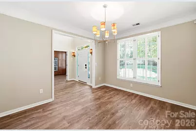 7711 Abbotsinch Court, Charlotte, NC 28269 - Photo 8