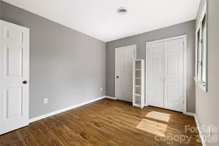 21 Village Dr, Asheville, NC 28803 - Photo 40