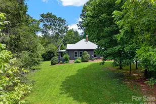 385 Chunns Cove Rd, Asheville, NC 28805 - Photo 24
