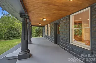 385 Chunns Cove Rd, Asheville, NC 28805 - Photo 4