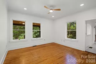 385 Chunns Cove Rd, Asheville, NC 28805 - Photo 14