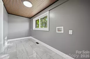 718 11th St Pl NW, Hickory, NC 28601 - Photo 20