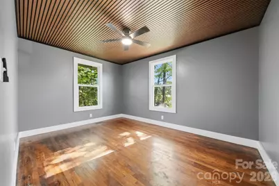 718 11th Street Place NW, Hickory, NC 28601 - Photo 18