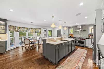 7940 Sunnyvale Lane, Charlotte, NC 28210 - Photo 6
