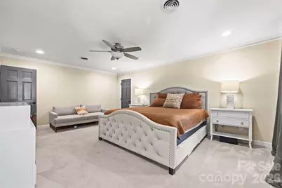 7940 Sunnyvale Lane, Charlotte, NC 28210 - Photo 20