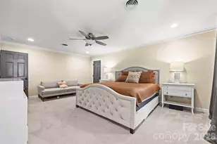 7940 Sunnyvale Ln, Charlotte, NC 28210 - Photo 20