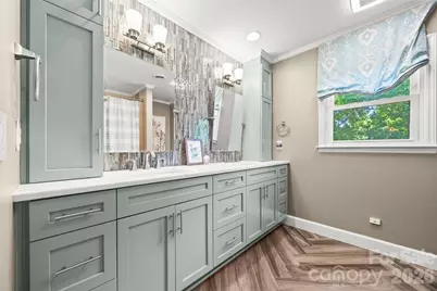 7940 Sunnyvale Lane, Charlotte, NC 28210 - Photo 32