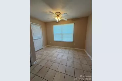 113 24th Street NW, Hickory, NC 28601 - Photo 2